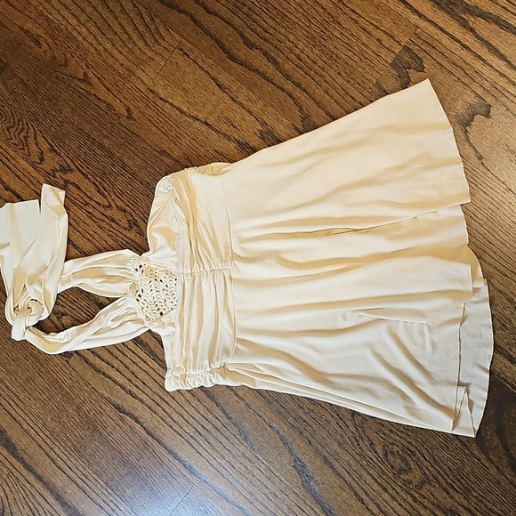 Robert Rodriguez Cream Halter Top with Crochet Accent - Picture 3 of 3